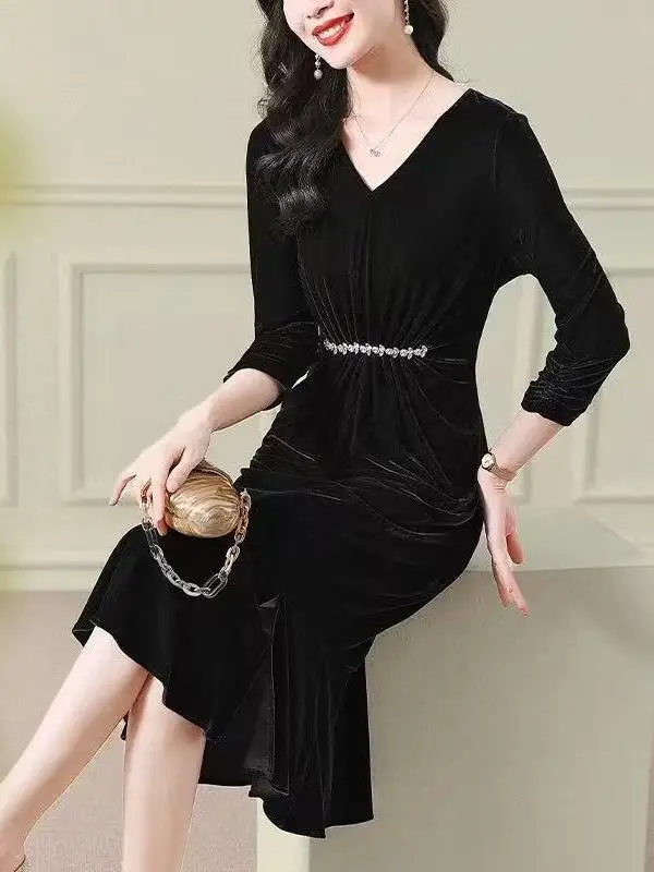 

Ele Mid-Length Velvet Dr for Mature Women Spring 2026 Knee-Long Fi-Tail Gown Zipper Closure A-Line Silhouette