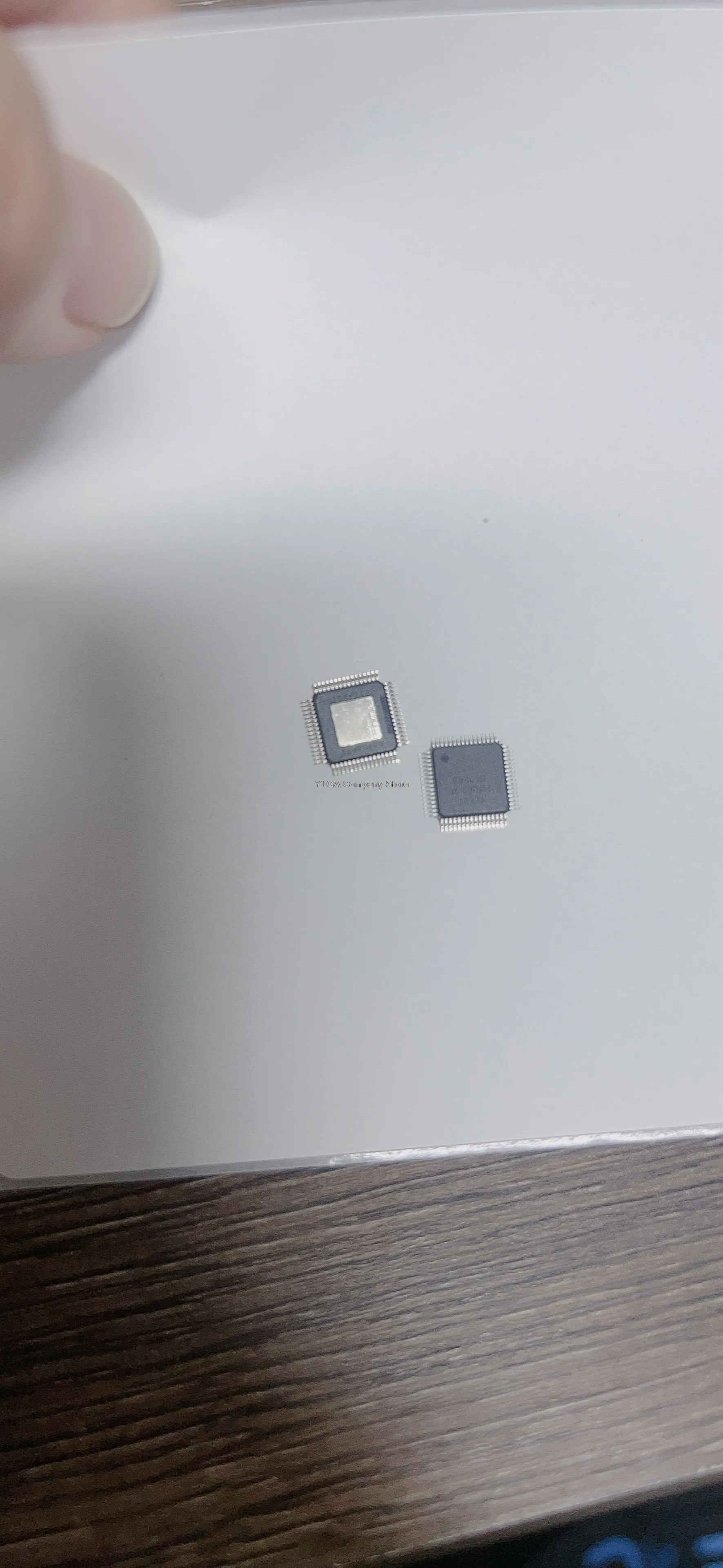 Original Fake One for Ten 5M40ZE64C5N TQFP-64 5M40Z Programmable Gate Array Chip   2PCS