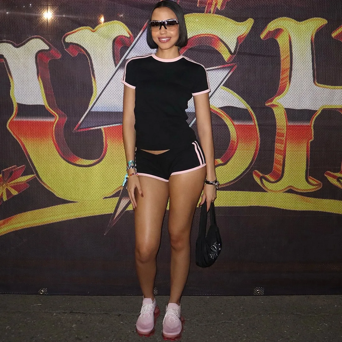 

2026 New Women's Sexy Hot Girl Slim Fit Crop Top Shorts Set Solid Color Block High Waist Shorts Two Piece Outfit