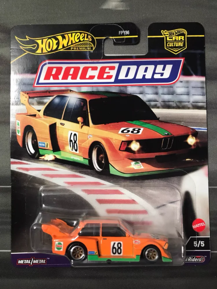ホットウィール Fpy86 カーカルチャー - レースデー (D) ポルシェ BMW 日産 プレミアムダイキャストビークルモデルカー 誕生日 クリスマスギフト おもちゃ