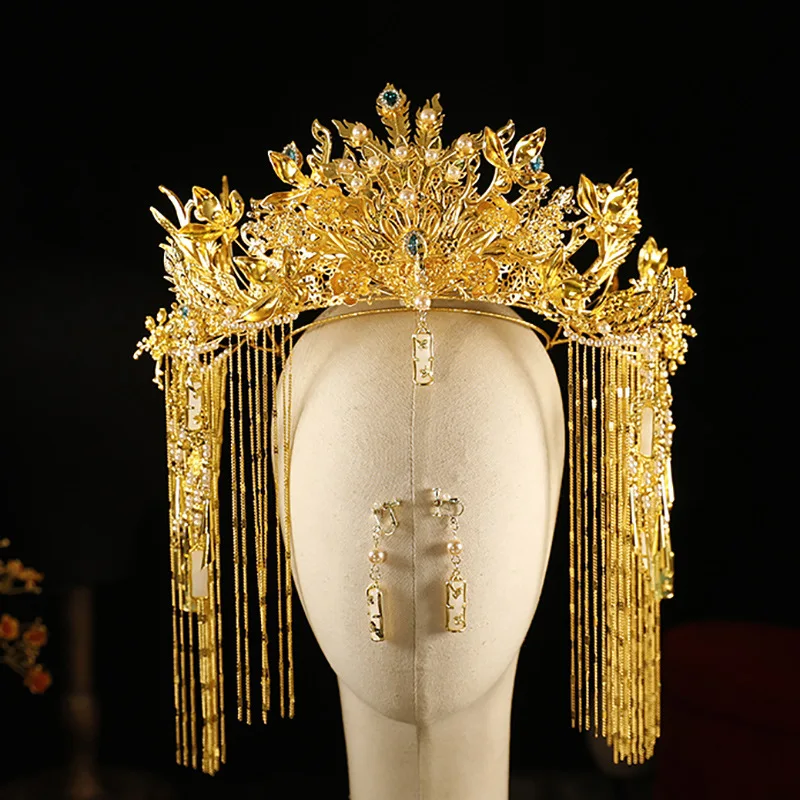 

Bridal Chinese Hair Accessories Golden Big Crown Ancient Royal Court Gorgeous Elegant Xiuhe Dress National Wedding Headdress