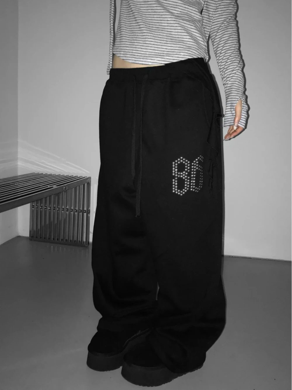 2026 New Dark Sweet Cool Hot Diamond Digital Star Drawstring Wide Leg Casual Pants Loose and Slim Straight Leg Pants Street Punk