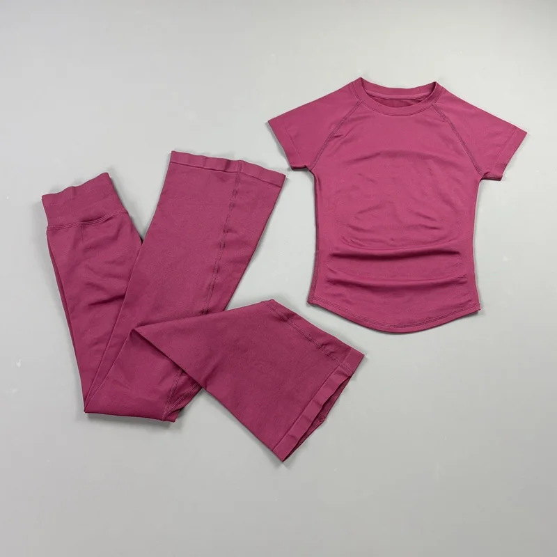 2-teiliges Gym-Flare-Leggings-Set für Damen: Sportliches Kurzarm-Oberteil, Nahtloses Yoga-T-Shirt, Fitness-Schlaghose, Yoga-Trainingsanzug – Detail 12