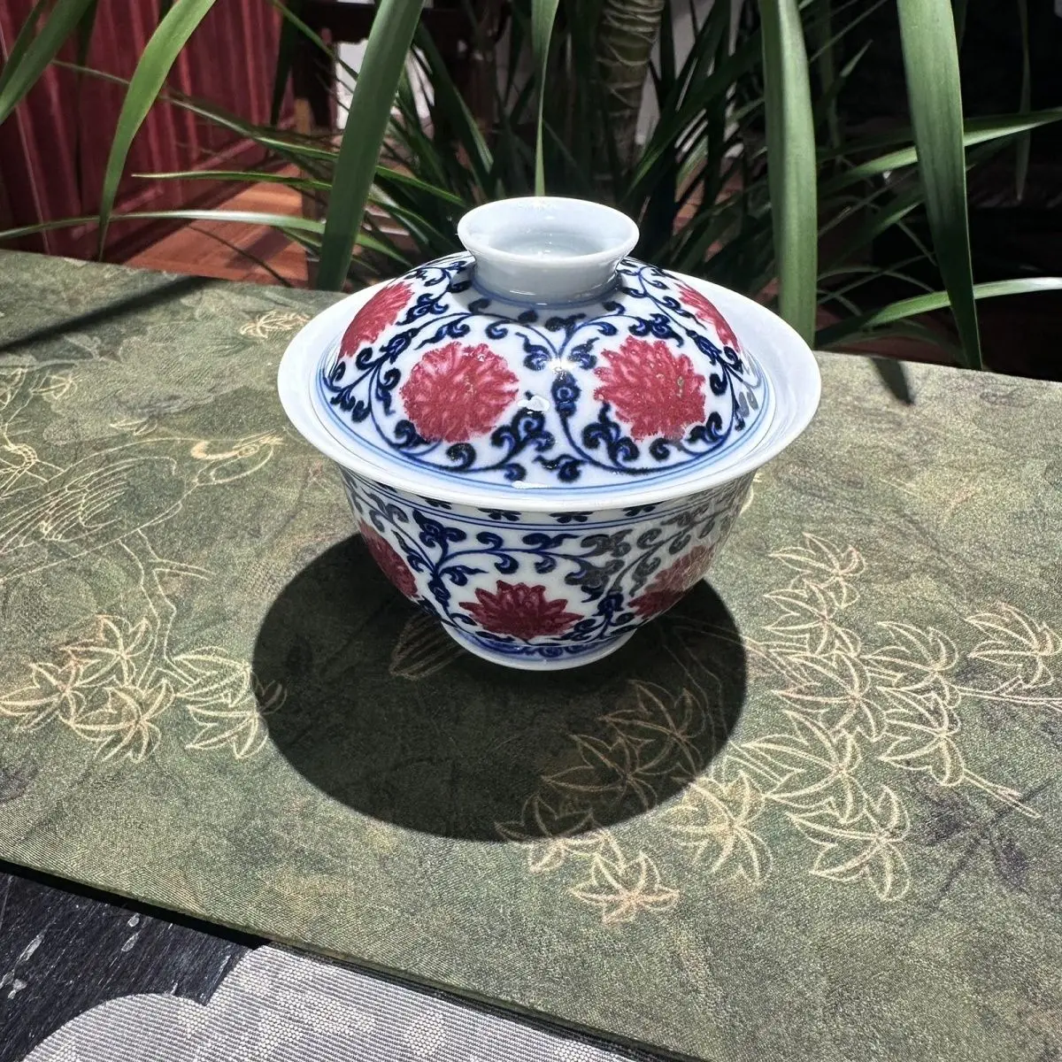 Jingdezhen Hand-Painted Lotus Vine Underglaze Red And Blue Porcelain Gaiwan High-End Home-Use Kung Fu Tea Set