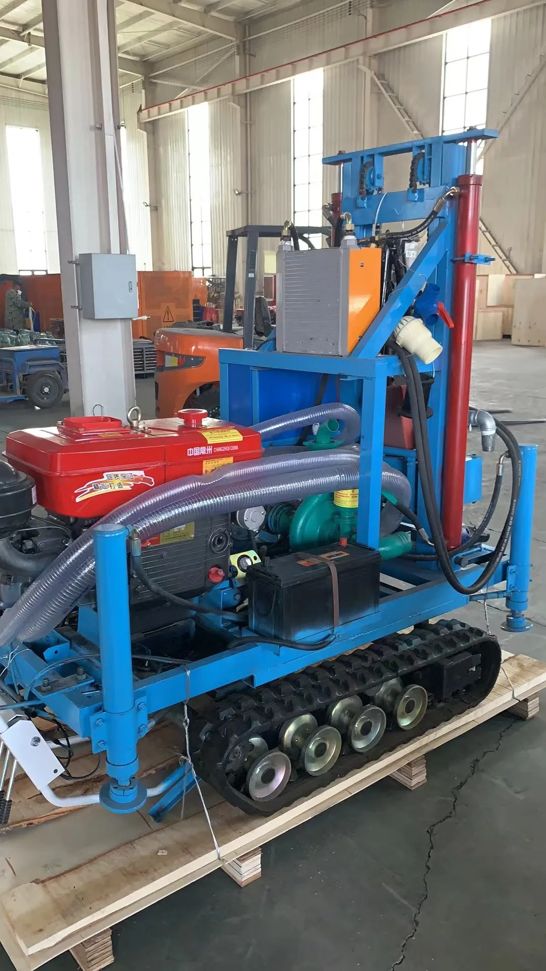 

Water Well Drilling Rig Diesel Hydraulic Crawler 150m 200m 250m High Performance Portable Customizable