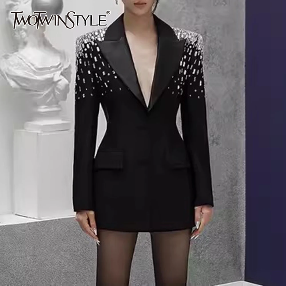 

TWOTWINSTYLE однотонный утягивающий роскошный пиджак для женщин с лацканами и длинными рукавами в стиле пэчворк с бриллиантами элегантное пальто женская одежда новая