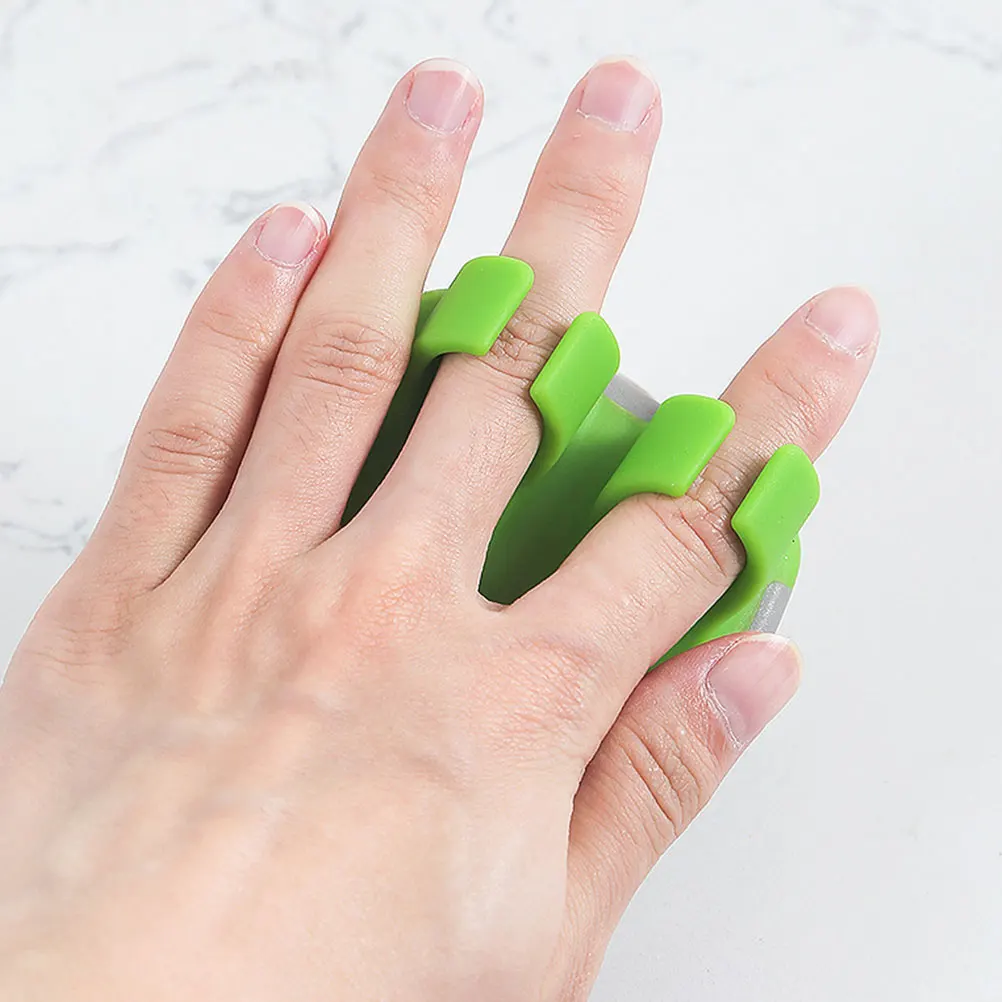 

Stainless Steel Finger Vegetable Palm Peeler Kitchen Fruit Potato Peeler Household Garlic Cucumber Multi Functional Vegetable