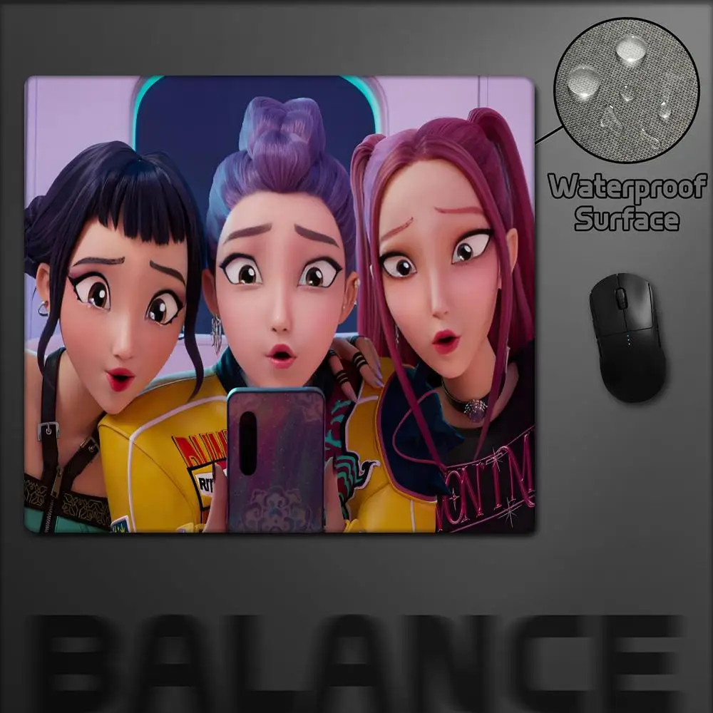 

HOT Movie KPop Demon Hunters Mousepad Small LockEdge Mouse Pad For Gamers Computer Desk Pad Rectangular Anti-slip Rubber