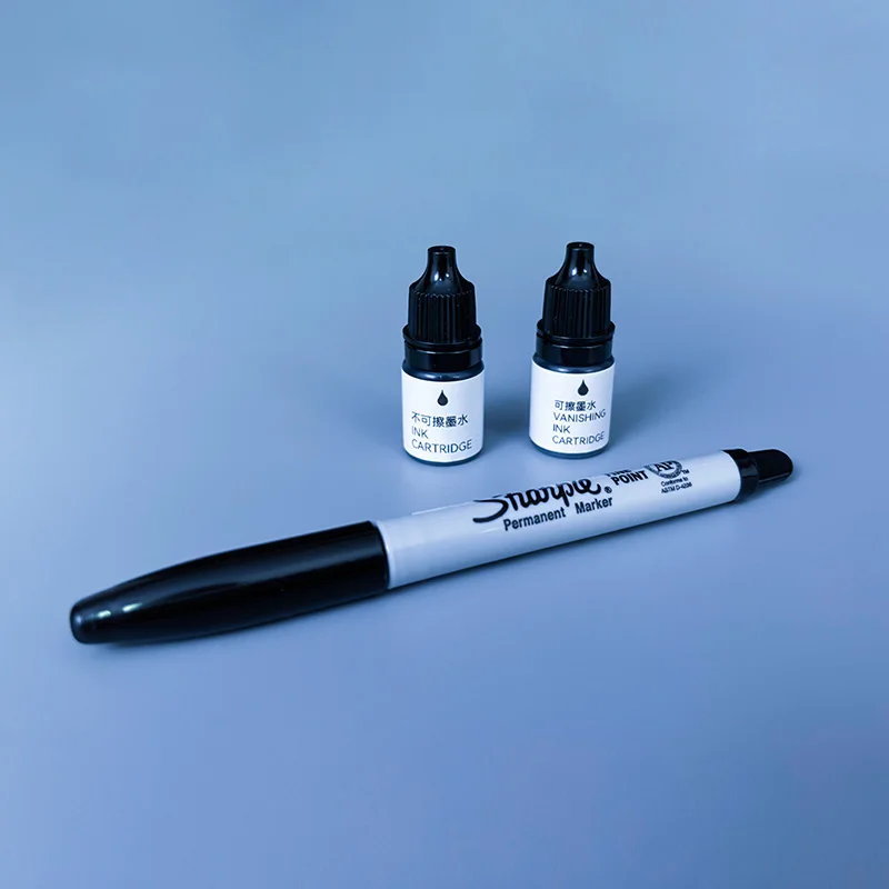 vista di primo piano di alta qualità della strada dalla versione aggiornata del Ink Transfer X Mark Pen Sigillo di assorbimento dell'inchiostro Doppia croce