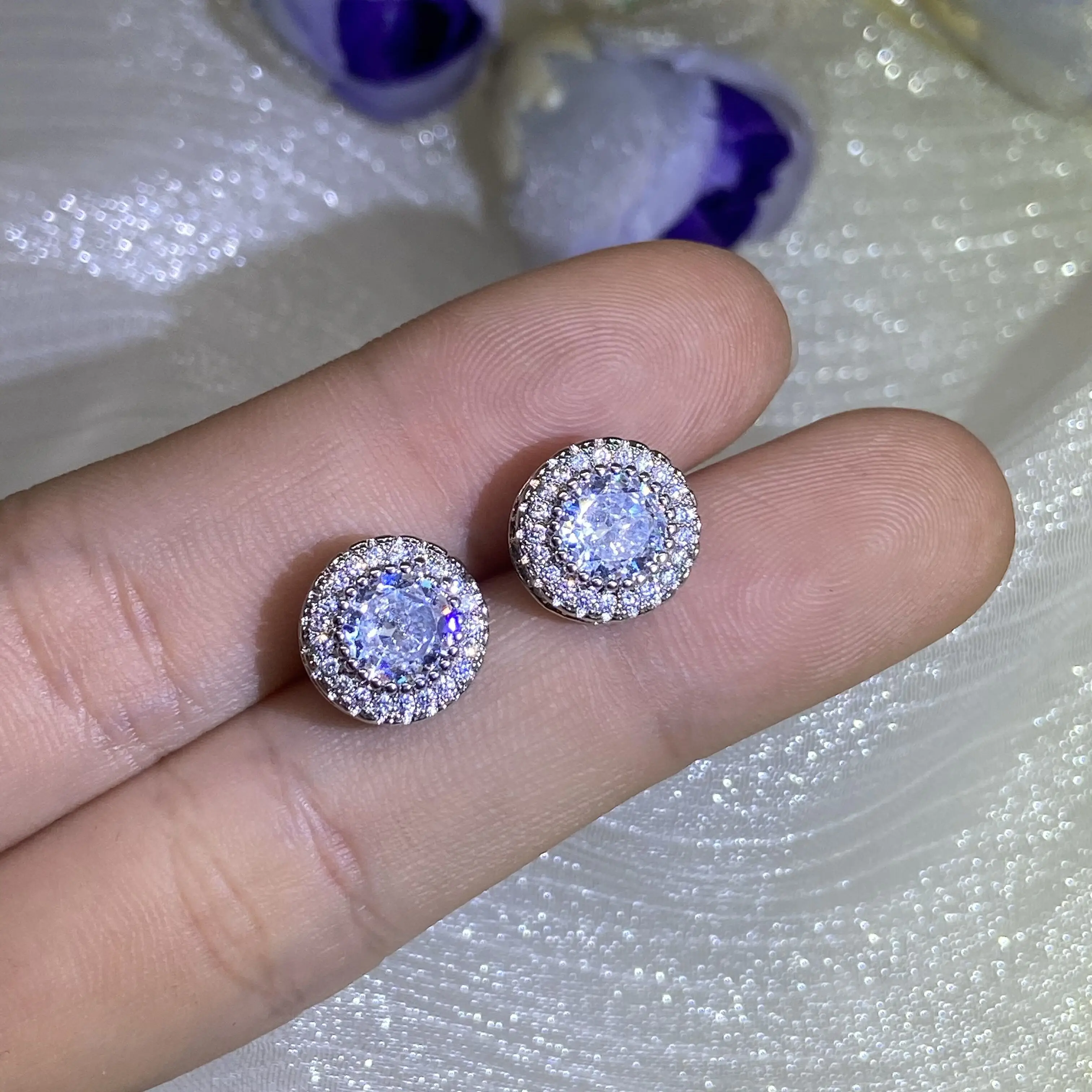 

2022 NEW Female Austrian Crystal Round Earring For Women S925 Silver White Yellow Gold Color Zircon Hip Hop Wedding Gift Jewelry