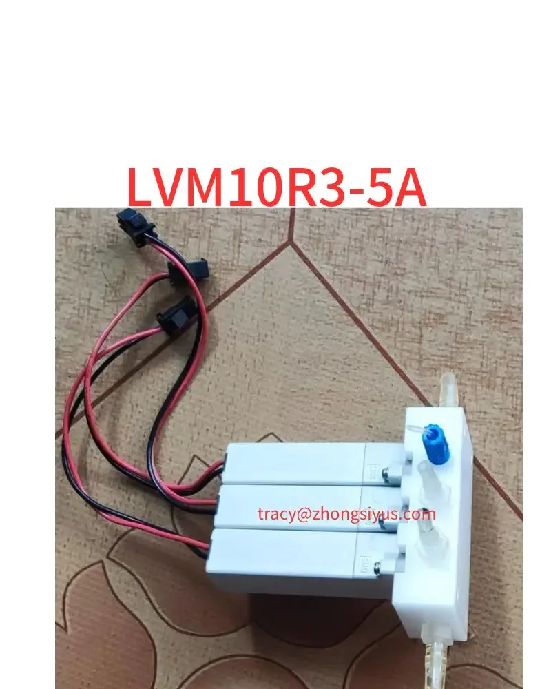 

Used solenoid valve LVM10R3-5A