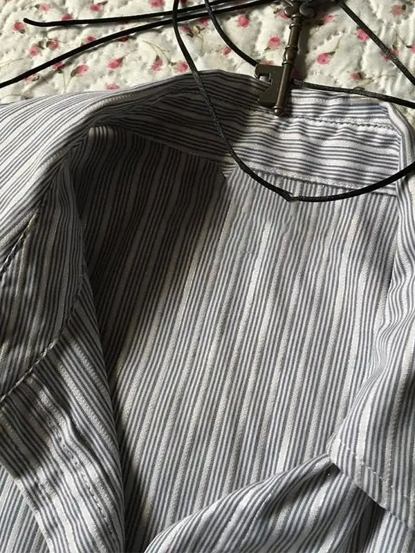 

Slim Fit ey Striped irt Faionable ort Sve Ne Design Commute Sle Korean Version Polyester Fiber Cotton Blend
