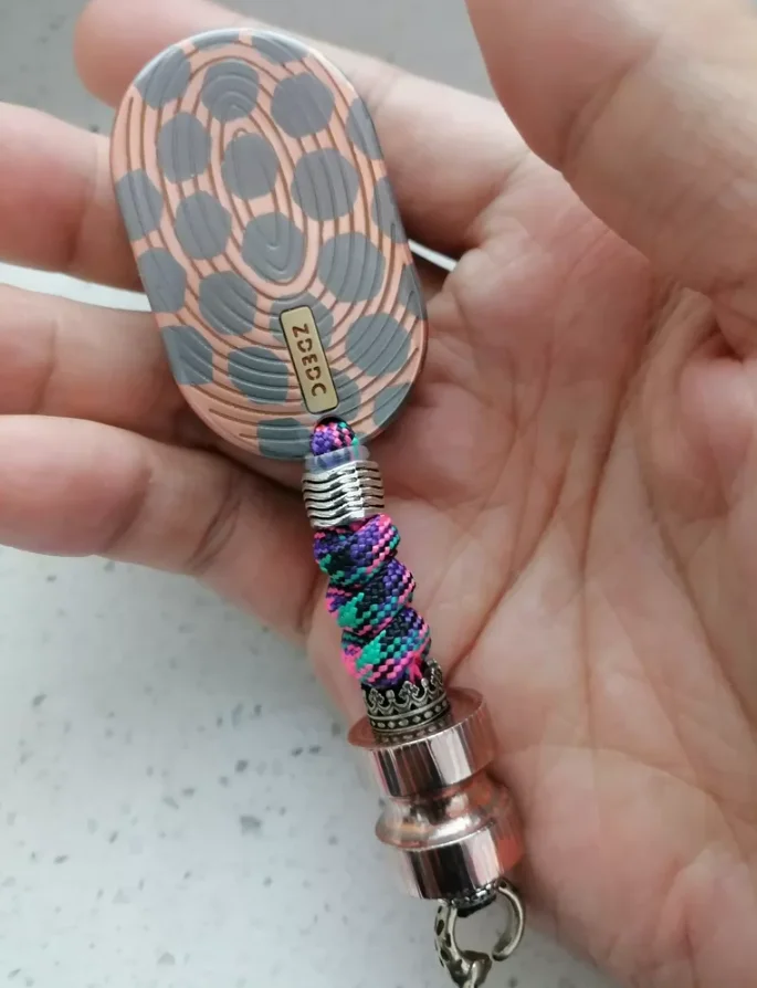 Used EDC Superconducting leopard print fidget slider decompression toy