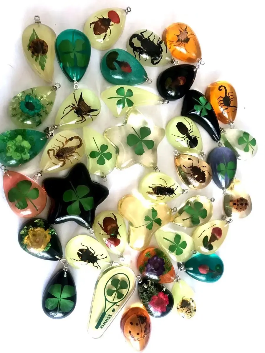 40 pcs pendant real insect sunflower four leaf clover cool mixed color jewelry