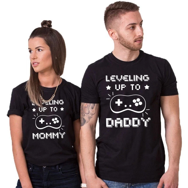 Couples Men Women Matching T Shirt Baby Reveal Leveling Up To Daddy Mommy Graphic Tee Pregnancy Announcement Couple's T-shirts