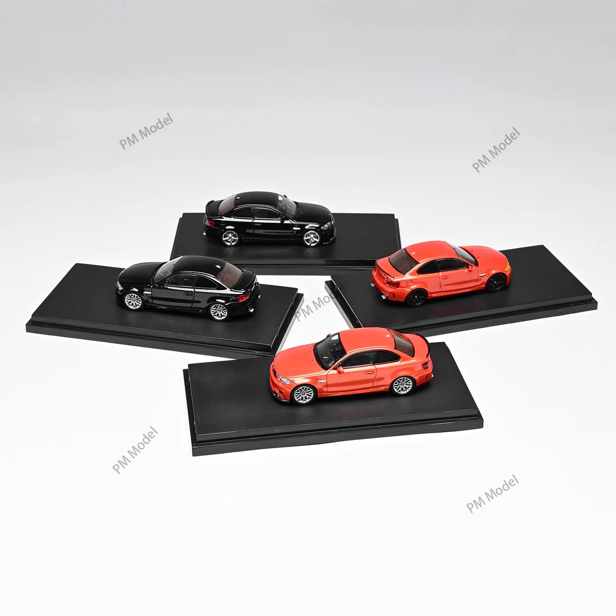 

Предпродажа, модель автомобиля из сплава 7 см 1:64 1M Coupe E82, модель автомобиля