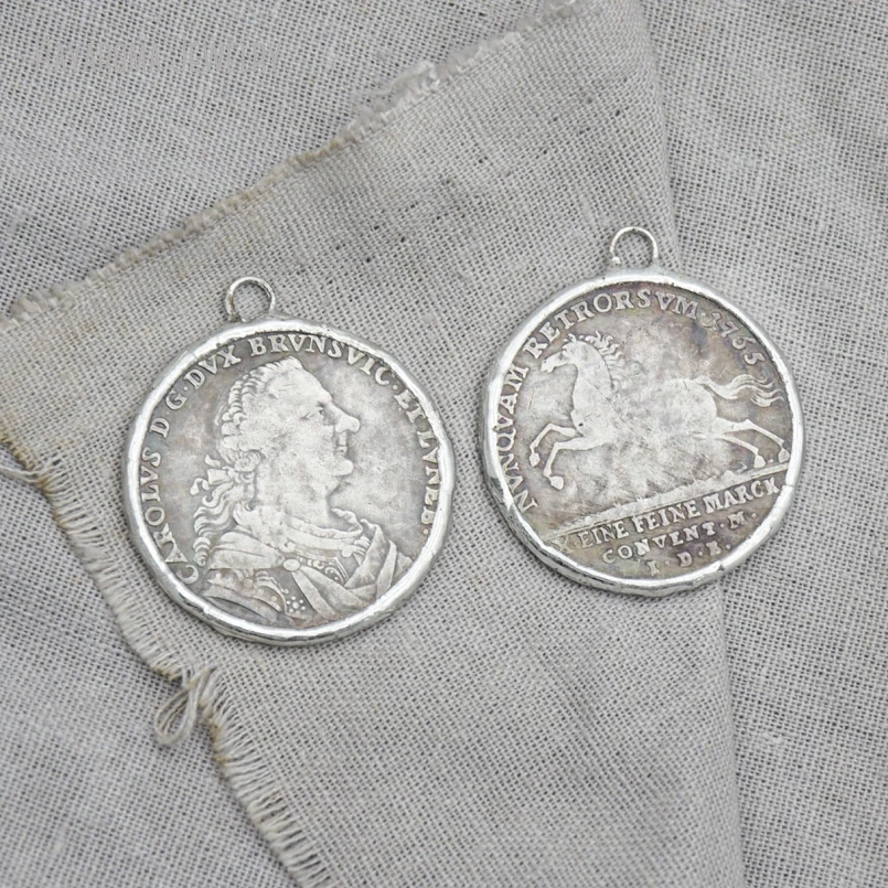 

10Pcs German Horse Coin Pewter Medallion Pendant Solder Handmade Jewelry Finding Keychain Keyring Charm