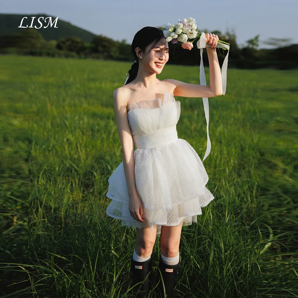 

LISM Многоярусные вечерние платья трапециевидной формы Корейская фотосессия без бретелек Короткие элегантные платья для выпускного вечера Корсет сзади Индивидуальные 수식 드레스