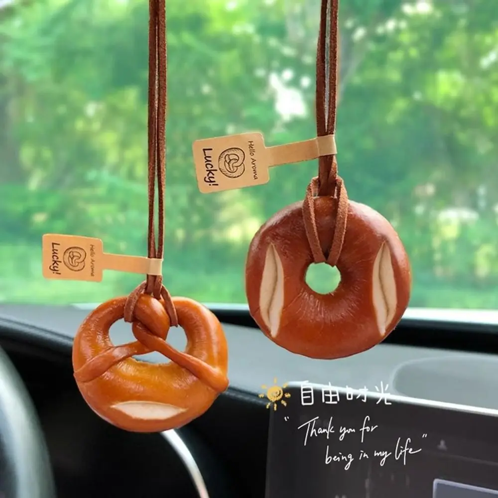 

Bagel Alkaline Bread Pendant Rope Keyring Pretzel Key Chain Car Interior Pendant Decoration Croissant Bag Accessory