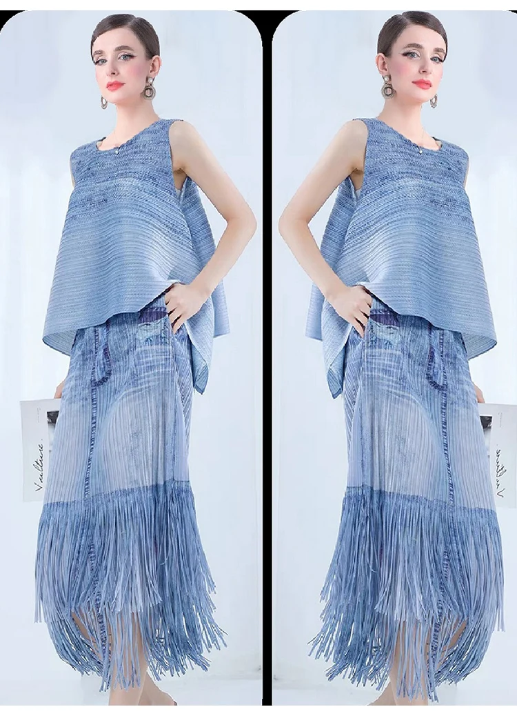 Fashion Summer New Pleated Two Piece Set Women's O Neck Sleevess Tops Vest + High Waist Casual Spliced Tassel Skirt Ladies Suits