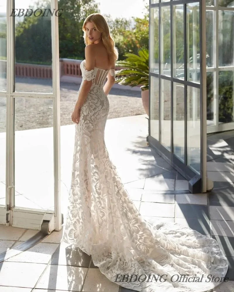 I più nuovi abiti da sposa Scollo a cuore in pizzo a sirena con lacci Taglie forti personalizzate Abiti da sposa