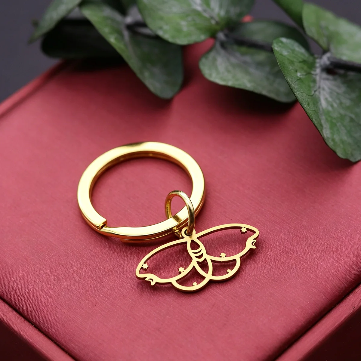 Todorova Vintage Hollow Star Moth Keychain, Stainless Steel Insect Pendant Keyring, Animal Charm for Girls Schoolbag Gift