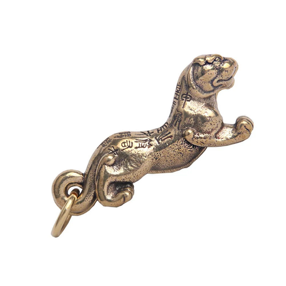 

Locket Key Chain Retro Brass Pendant Keychain Hanging Ornament Statue