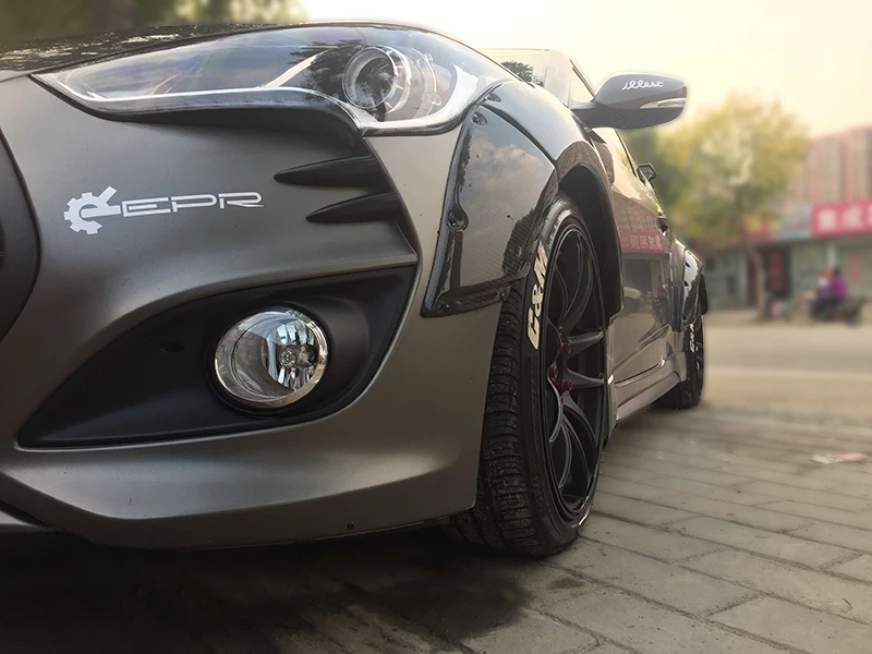 

suitable for Hyundai Veloster EGR Style Carbon Fiber Front & Rear Fender Flares