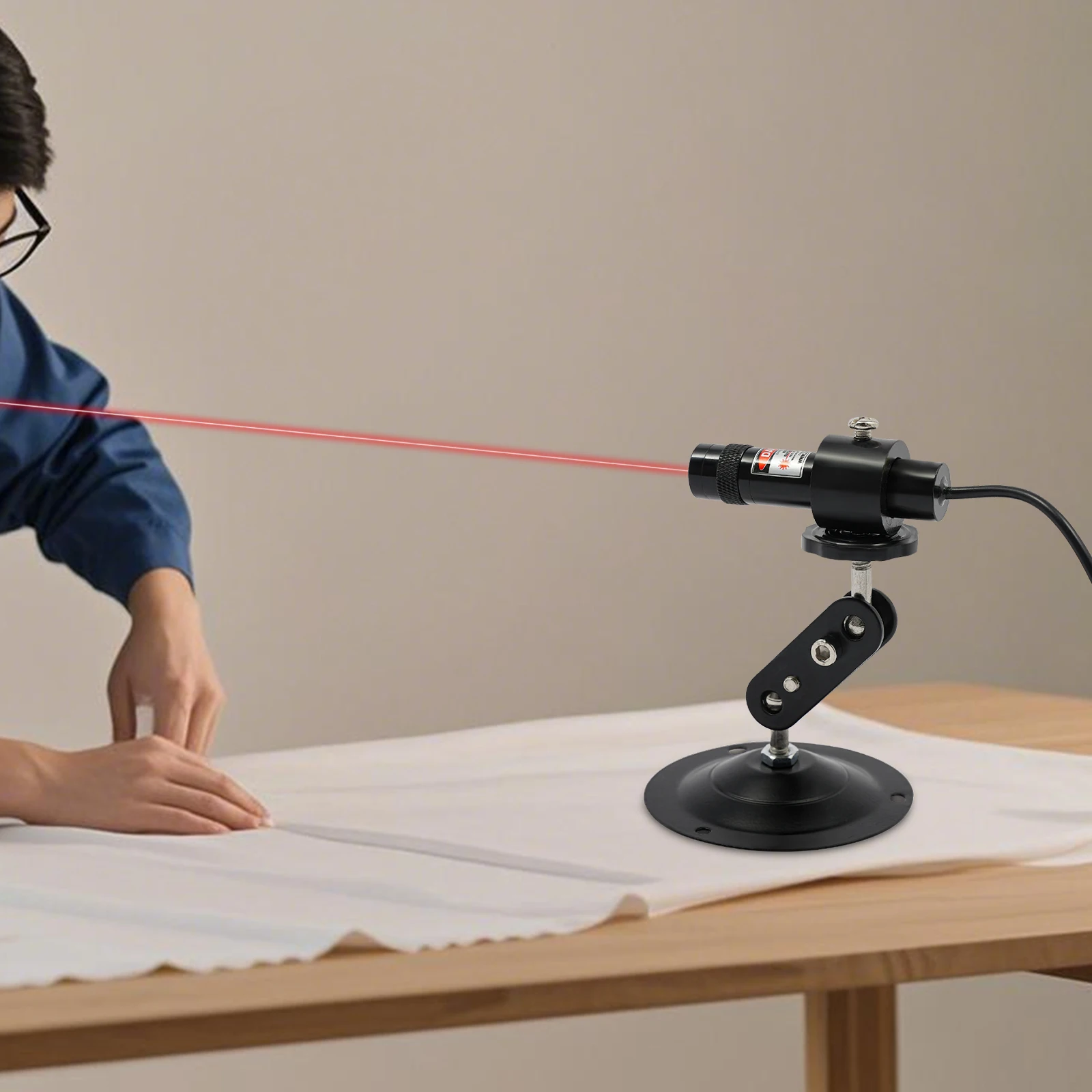 Generatore di moduli di linea rossa, modulo laser rosso, localizzatore di allineamento lineare, per taglio del legno, posizionamento per taglio di indumenti