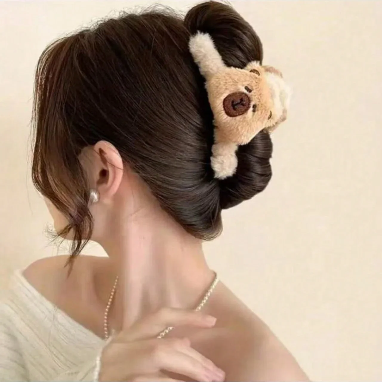 

Cute Headband Female Hair Clip Capybara, It Can Protect Your Hair From Moisture When You Wash Your Face. [Suitable Occasions]