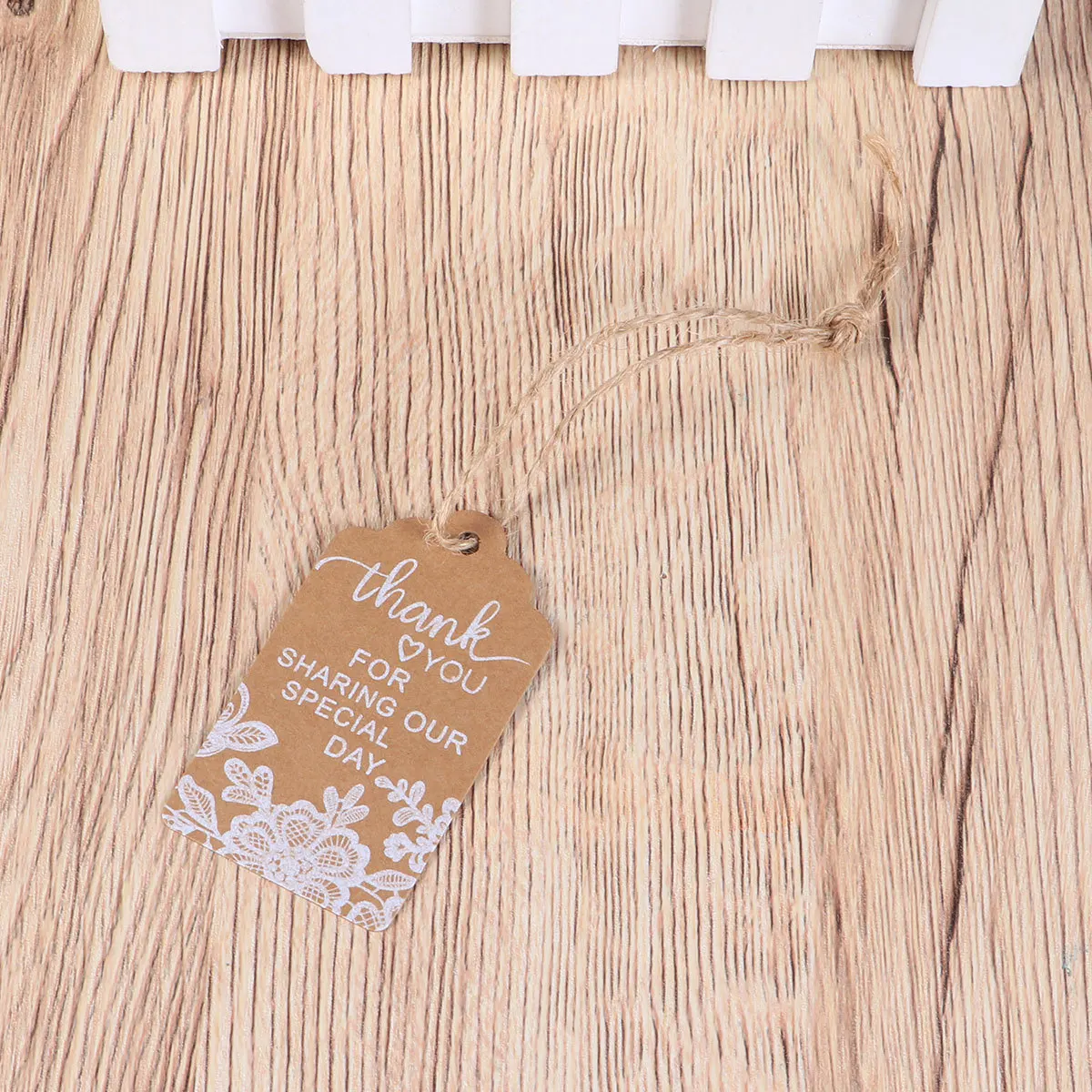 

50Pcs Kraft Paper Wedding Favor Tags White Lace Gift Tags with Hemp Rope Durable Thank You Special Day Kraft Paper Tag