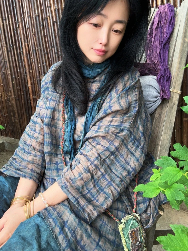 

Оригинальный дизайн, свободный крой, повседневный стиль, легкий и удобный женский топ средней длины с V-образным вырезом, из дышащей ткани, весенняя коллекция.