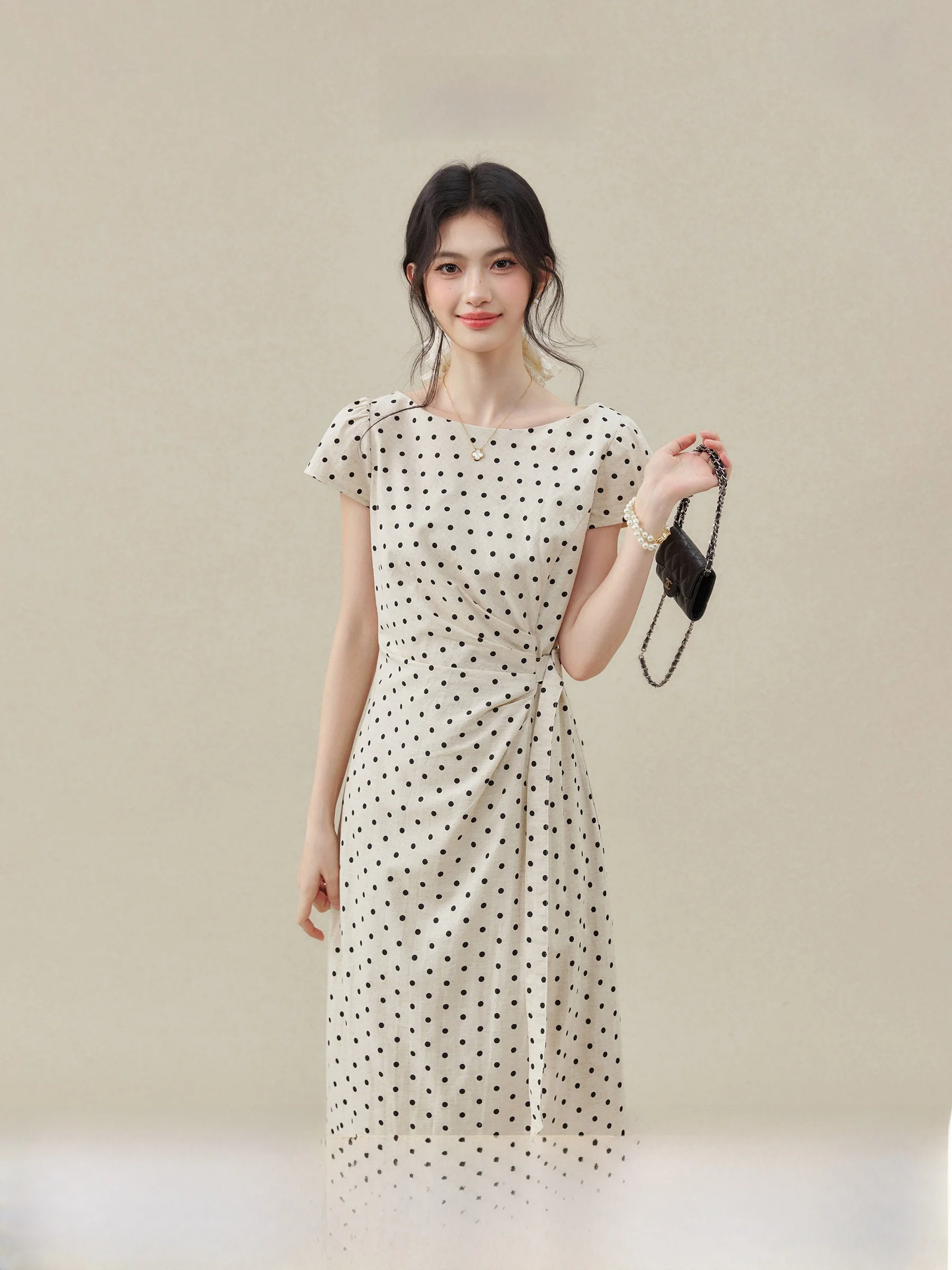 

Платье Qiu Yang Xi Micro plus Size "Bobo Tea Long Dress" в горошек с круглым вырезом, на одно плечо, с коротким рукавом, женское, А-силуэт