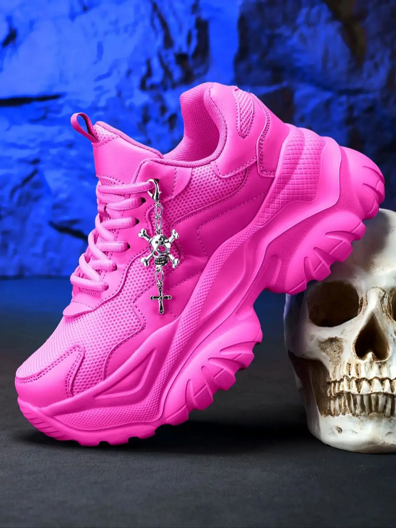Women's Height-Increasing 7cm Fashion Casual Sports Vulcanized Shoes with 3D Skull and Cross Silver Shiny Decorative Charms, Chain Shoe Accessories, Women's Sneakers, Outdoor All-Season Eva Thick-Soled High Platform Pink High Heels, Lightweight Soft-Soled Non-Slip Running Shoes, Summer Breathable Quick-Drying Fabric Mesh Sandals, Round-Toe Easy Lace-Up Pink Large-Size Shoes, Suitable for College Students, Teenagers, Daily Home Wear, Dating, Fitness, Office Work Shoes, Women's Trendy Versatile Wedge Sneakers