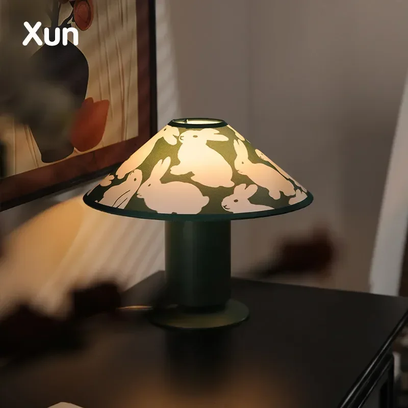 Middle Ancient Style Green Rabbit Table Lamp Bedroom Headboard High-end Decoration Atmosphere Creative Floor Lamp