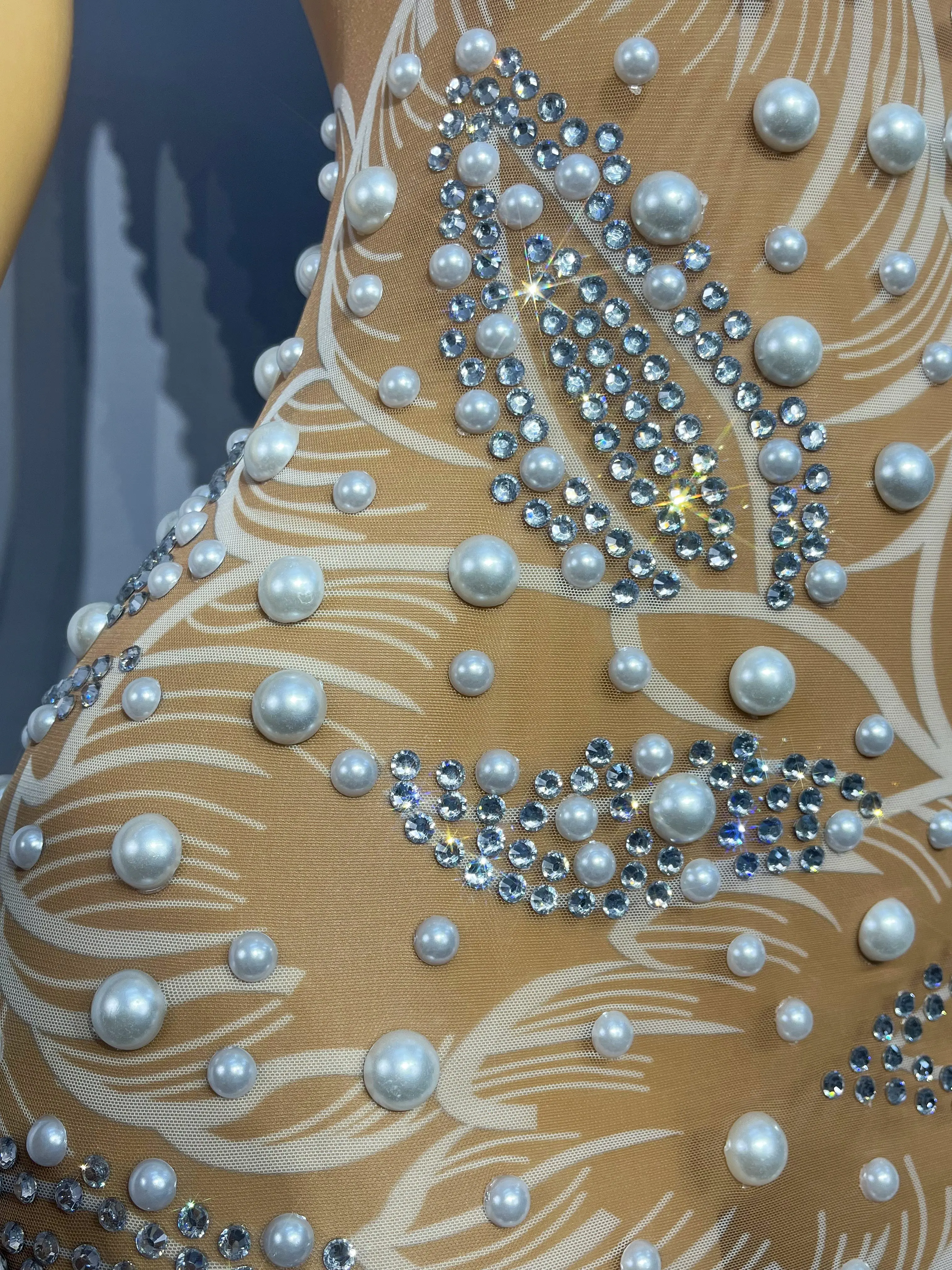 Seksowna Sukienka z Siateczki z Błyszczącymi Perłami i Cyrkoniami, Dopasowana, na Koktajl, Wieczorowa, na Czerwony Dywan, Elegancki Kostium, Zhuhualuo