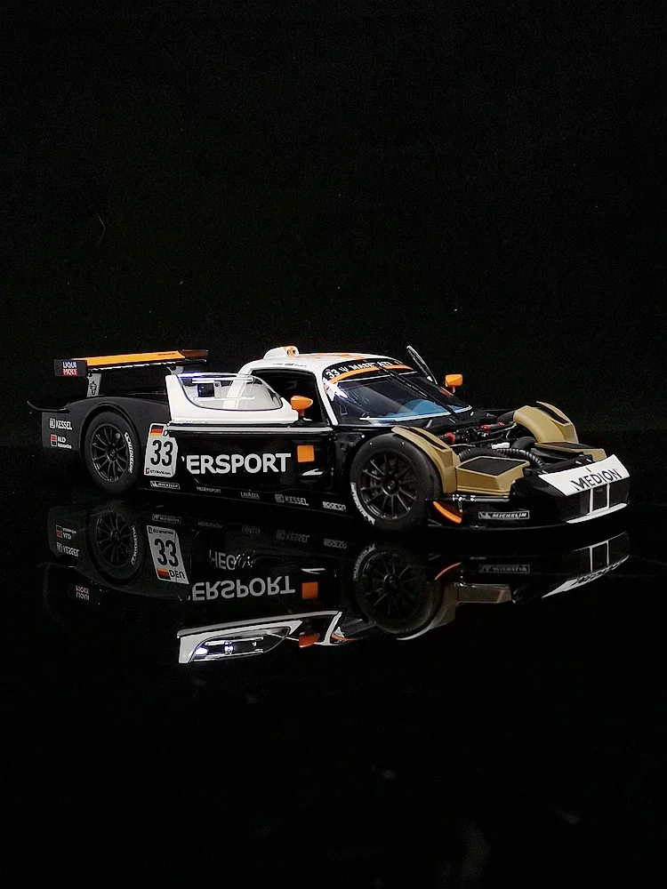 Autoart 1/18 For Maserati MC12 GT1 alloy car model simulation racing version of the sports car models