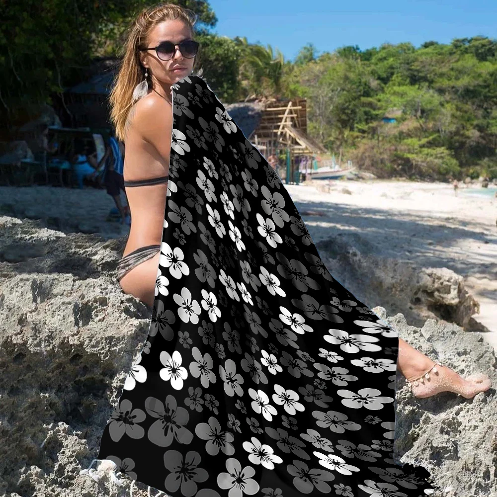 Monochrome Florals Beach Towel - Camp Towel Microfiber recension och pris