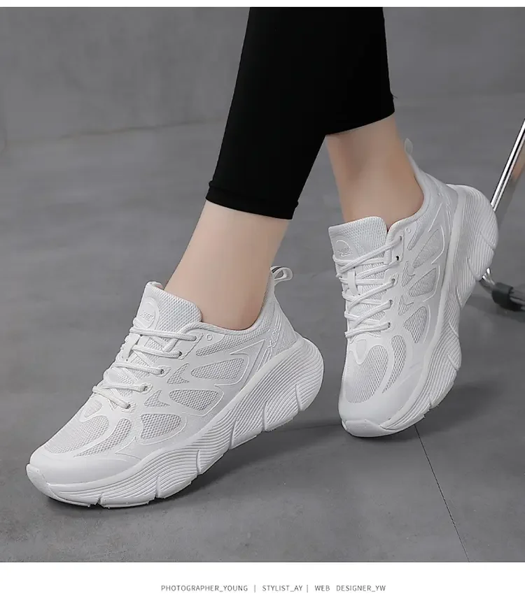 2024 sepatu lari bersirkulasi sneaker maraton untuk wanita bantalan 2023 sepatu olahraga wanita Sneakers pelatih mewah pria desainer