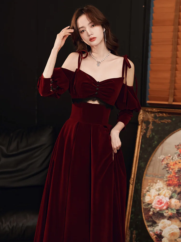 New Spaghetti Straps Evening Dress Off The Shoulder Ruched A-Line Floor-Length Luxurious Burgundy Simple Party Formal Gown