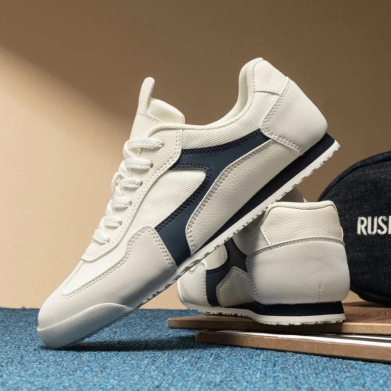 

Casual Sneakers 2026 New Men's Breathable Four Seasons Outdoor Soft Sole Comfortable Running Shoes Student Sneakers