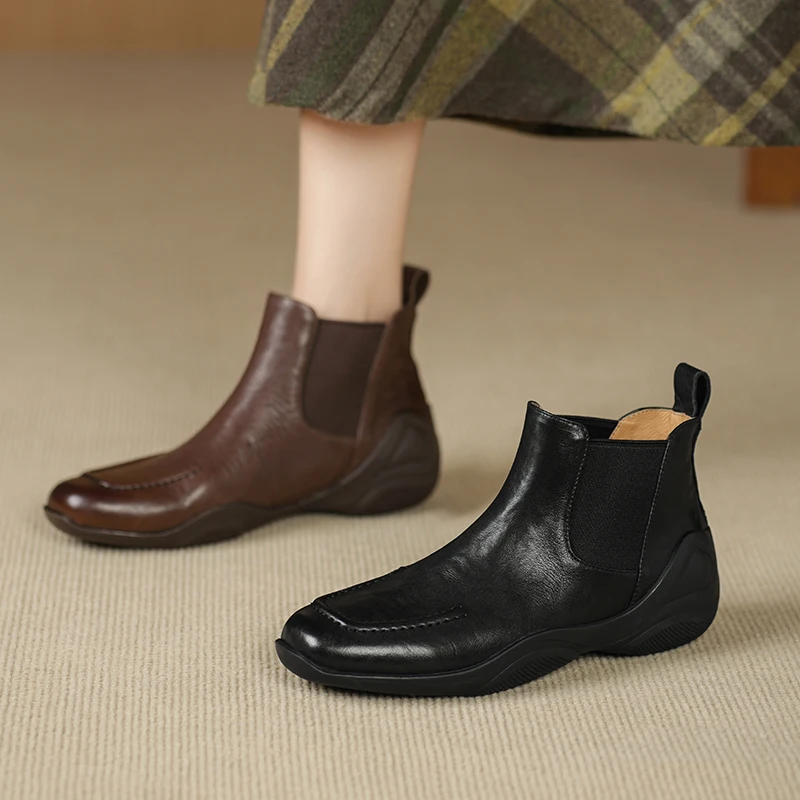 2026 new autumn winter natural leather women ankle boots 22-25cm washed cowhide round toe flat heel Chelsea boots modern shoes