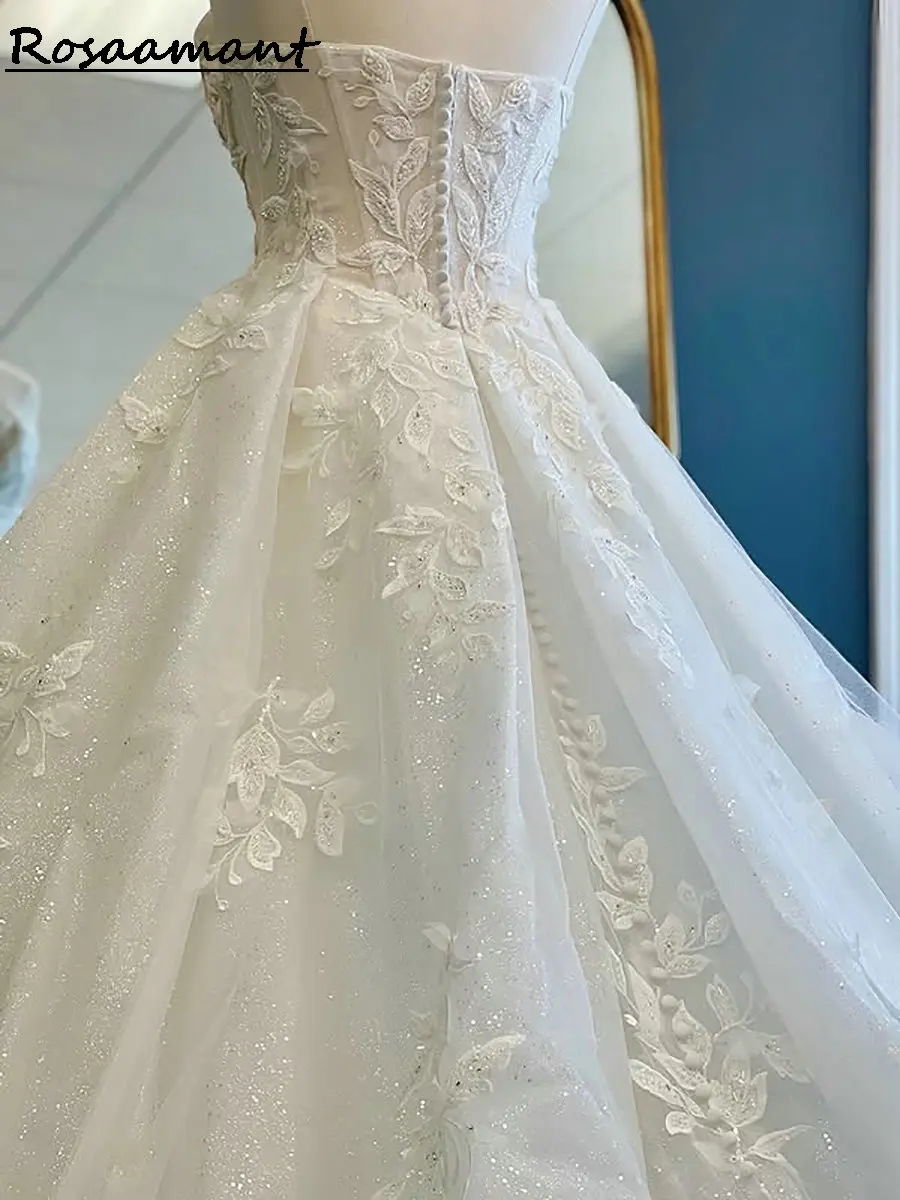 Abiti da sposa a trapezio senza spalline in cristallo scintillante Abiti da sposa country in pizzo con applicazioni floreali