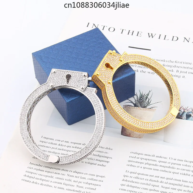 Alternative domineering bracelet simulation full of zircon exaggerated gear buckle spring lock bracelet