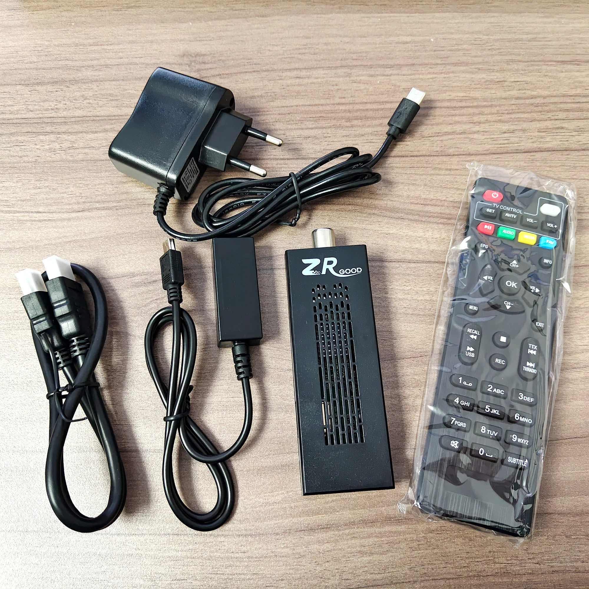 

10-битный цифровой наземный декодер нового поколения HD DVB-T / T2 H.265 HEVC