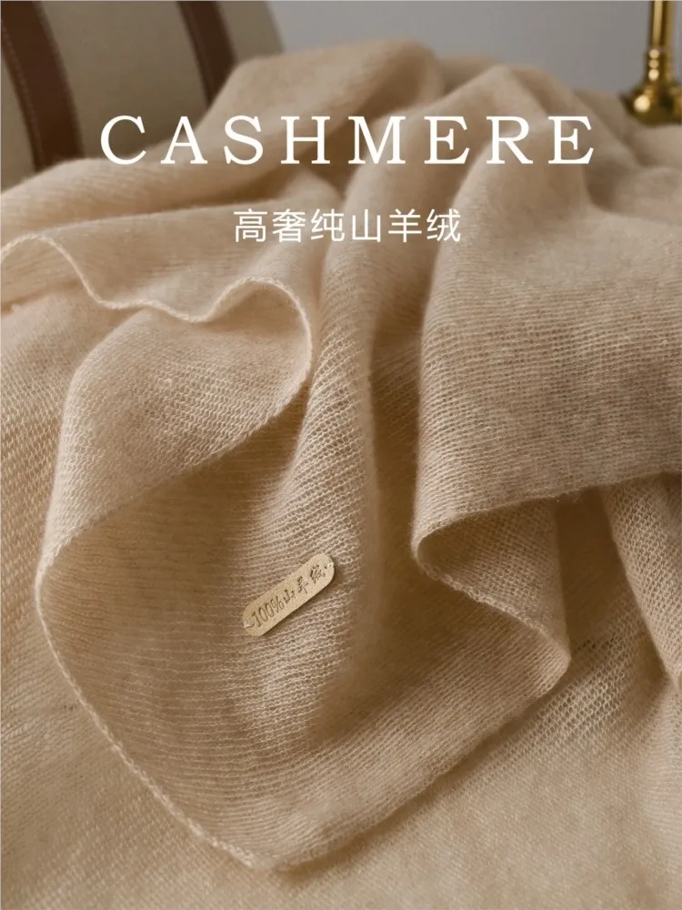A new solid-color velvet scarf for autumn and winter warm neck-protecting silk shawl suitable both outerwear