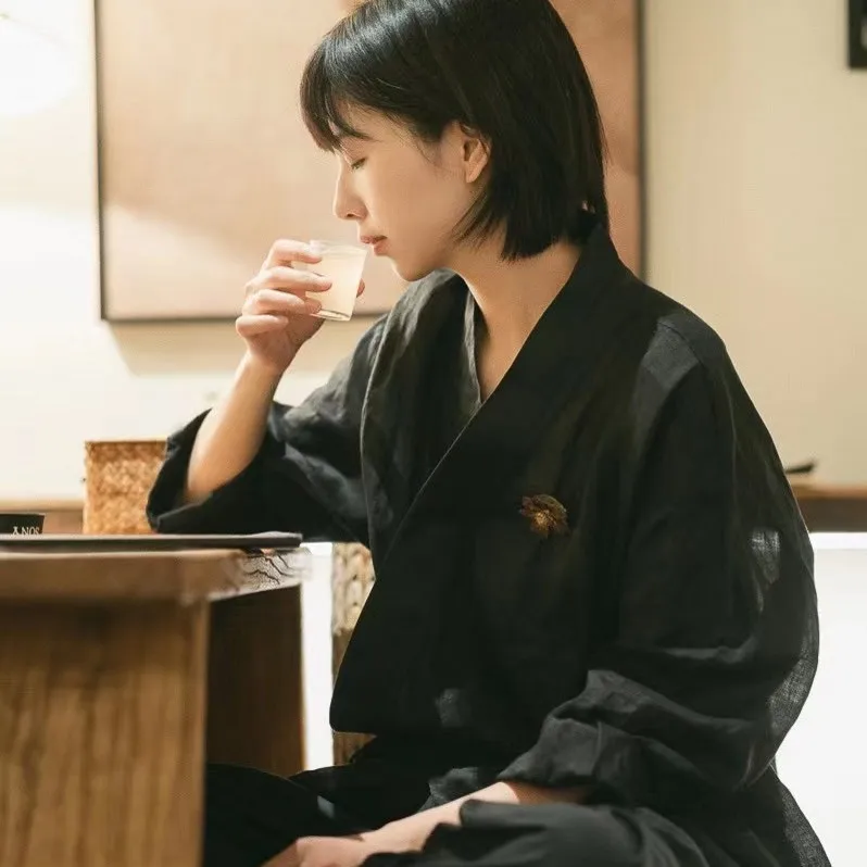 

Льняная рубашка Dazhuo с V-образным вырезом и асимметричным рукавом, защита от солнца, модная летняя модель, однотонная, для повседневной носки, длинный рукав.