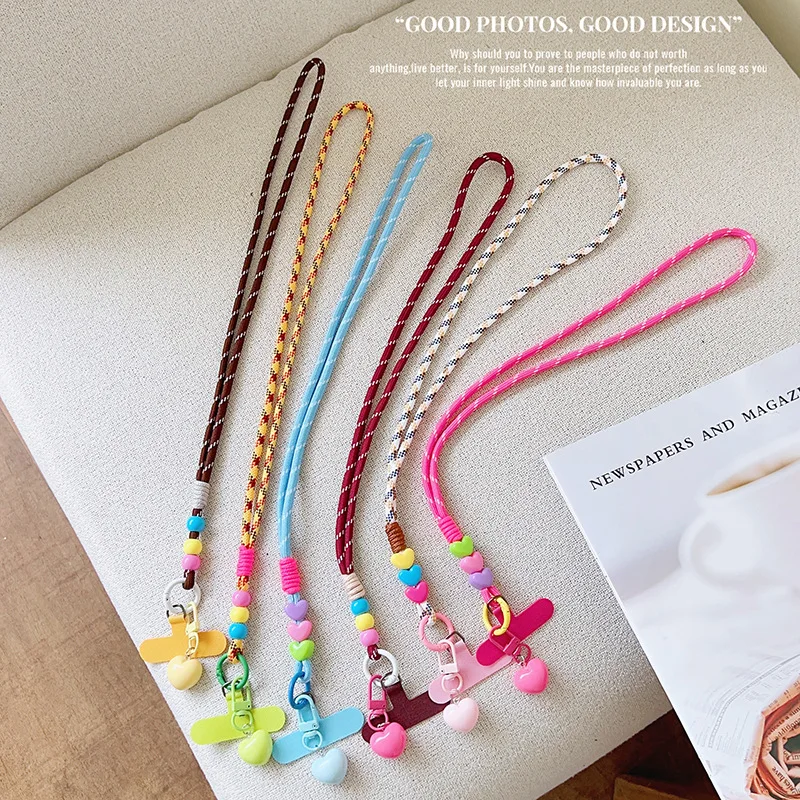 

Long slanted cross - body outdoor mobile phone lanyard with beads and woven heart - shaped pendant long rope for neck hanging