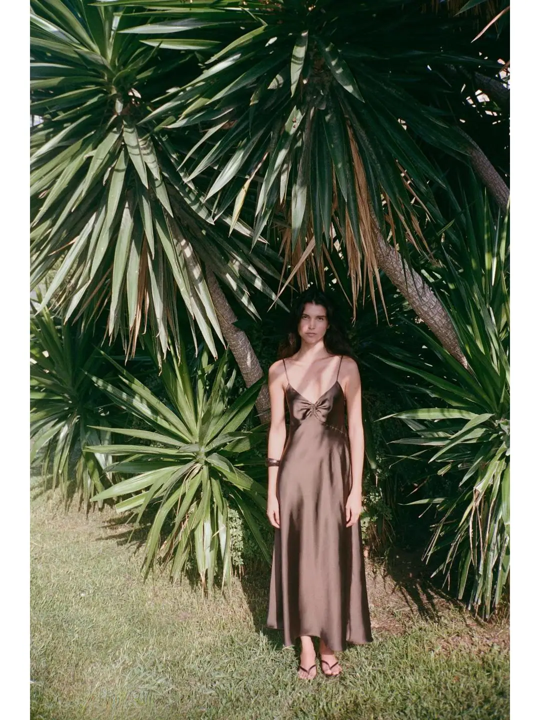 Ele Silk Satin Midi Dr مع أشرطة قابلة للتعديل و25 تفاصيل مطوية Ciwalk مناسبة على شكل حرف A صورة ظلية V-Ne Zipper...