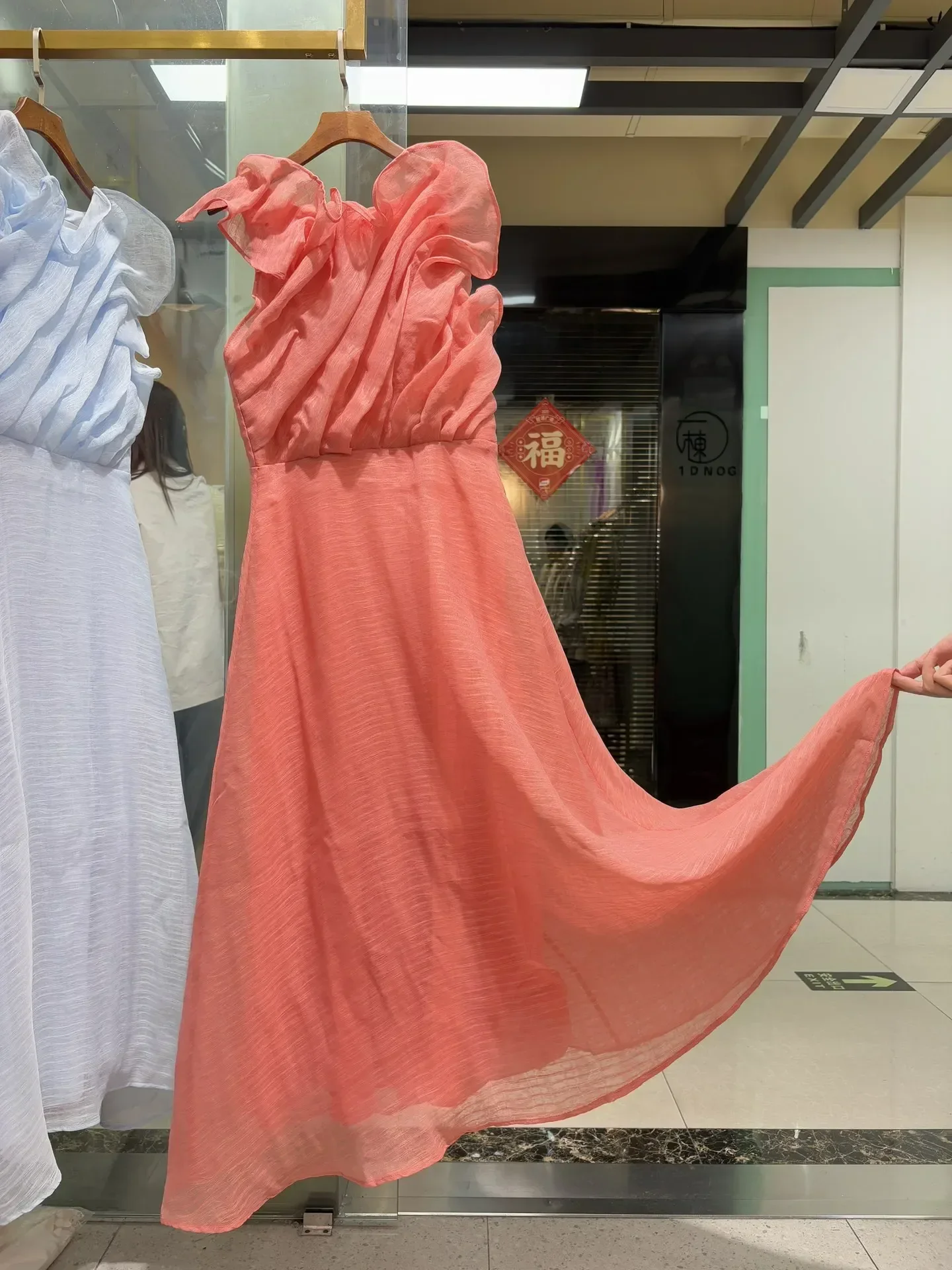 

3 Colors Women Long Dress Summer Three-dimensional Wave Pleated Round Neck High Waist Elegant Ladies Robe